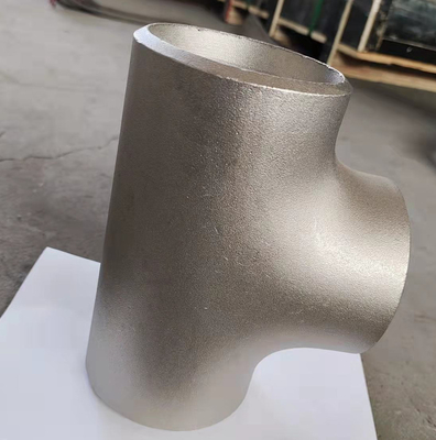 La pièce en t d'acier inoxydable de la croix DN200 a forgé les garnitures ASTM A403 1,4301
