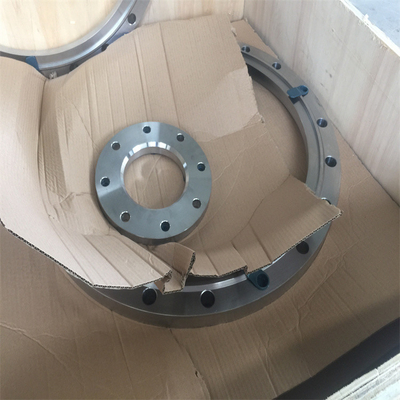 Glissement inoxydable de la norme ANSI B16.5 ASTM A105 de brides de plaque d'acier de rf 316 dessus