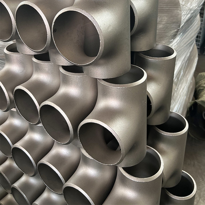 L'acier au carbone EN1092-1 pique 20mm/A355 a soudé réduire la pièce en t pour des équipements de canalisation