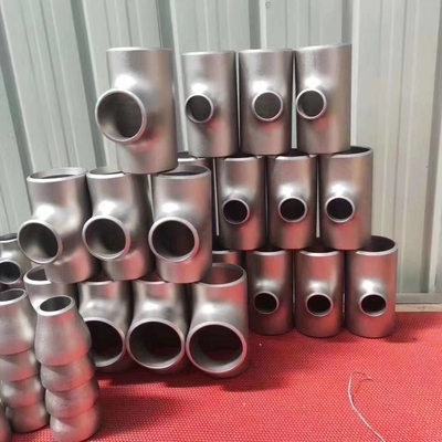 Sch 20 garnitures convenables de l'acier au carbone ASTM A420 WPL6 de pièce en t de té réducteur Dn1200