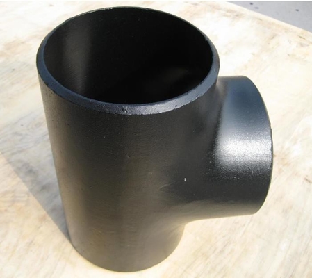 L'acier au carbone EN1092-1 pique 20mm/A355 a soudé réduire la pièce en t pour des équipements de canalisation
