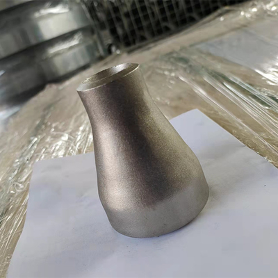 Réducteur excentrique ASTM A403 SS304 d'acier inoxydable de SCH40S sans couture