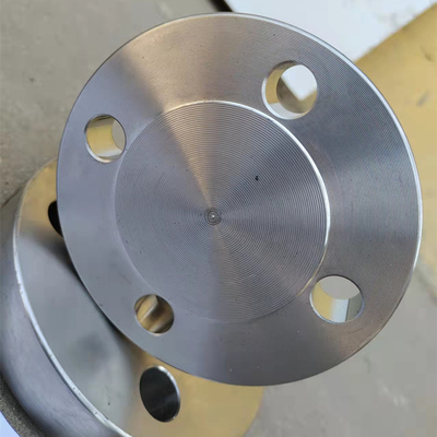 Le tuyau aveugle forgé d'acier au carbone bride la classe 300 d'ASTM en stock