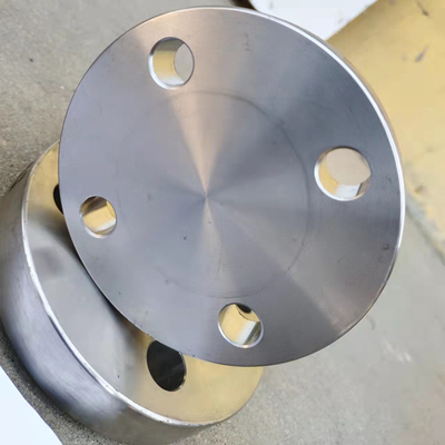 Le tuyau aveugle fait sur commande d'acier doux bride classe d'ASME B16.47 grande précision de 900 FF
